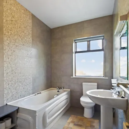 Pooreen House Ferienhaus