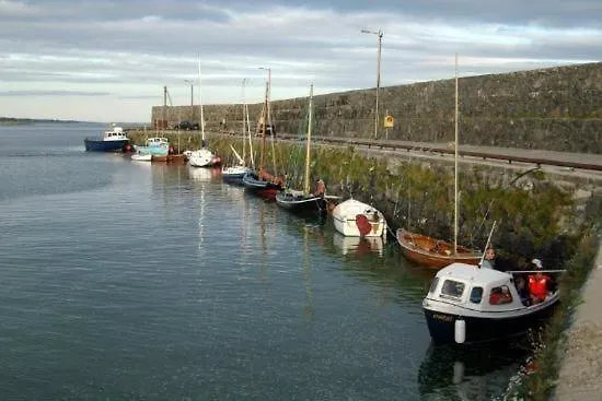 Pooreen House Tatil Evi Inverin